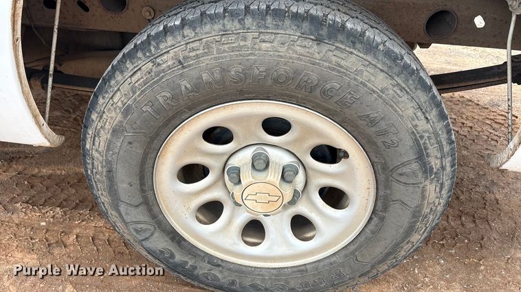 image for item EA7672 2006 Chevrolet Silverado 1500 pickup truck