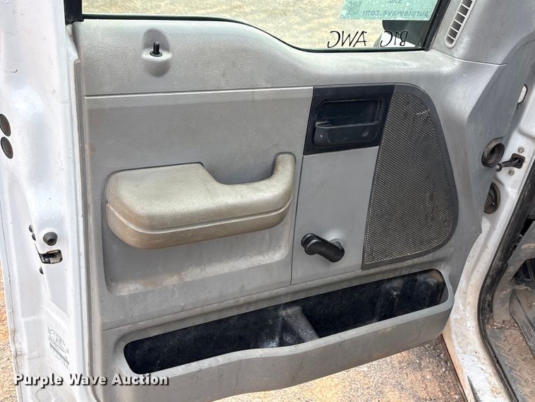 image for item EA7673 2008 Ford F150 pickup truck