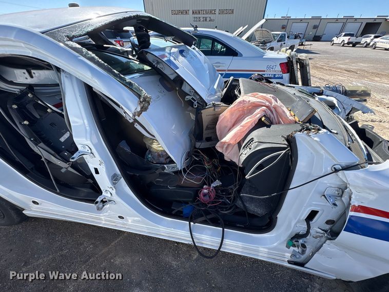 image for item EA7676 2011 Dodge Charger Police 