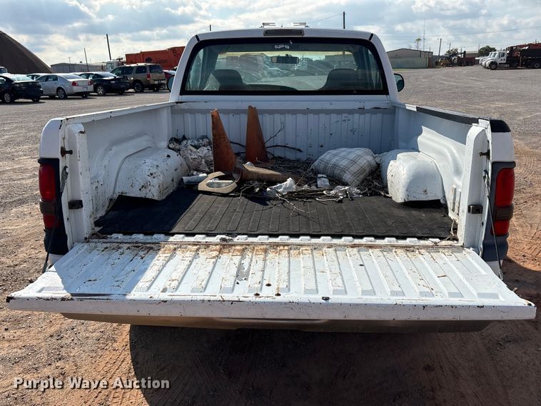 image for item EA7686 1998 Dodge Ram 1500 pickup truck