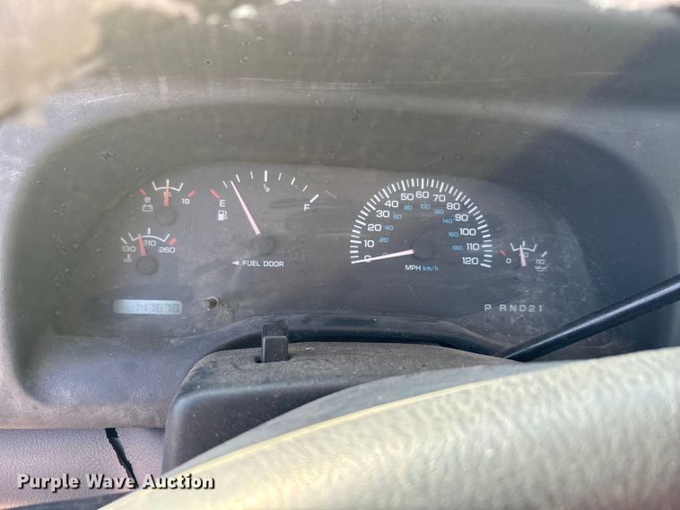 image for item EA7686 1998 Dodge Ram 1500 pickup truck