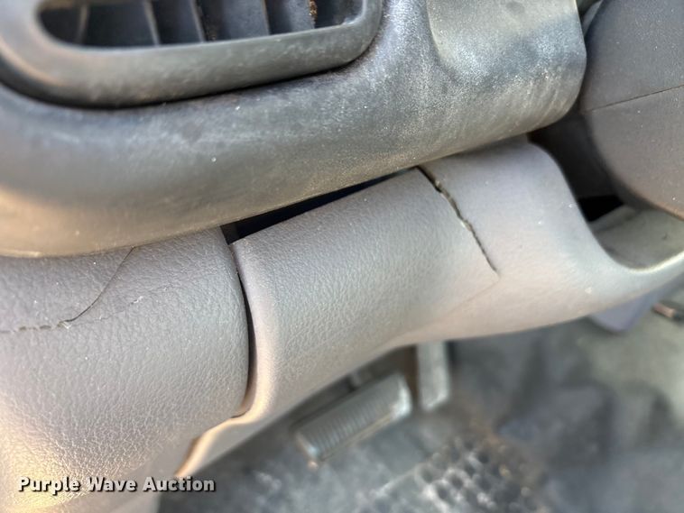 image for item EA7686 1998 Dodge Ram 1500 pickup truck