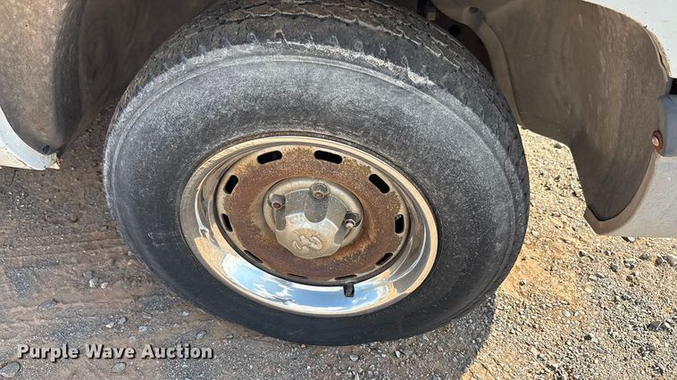 image for item EA7686 1998 Dodge Ram 1500 pickup truck