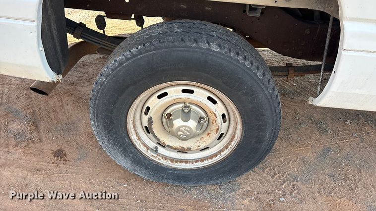 image for item EA7686 1998 Dodge Ram 1500 pickup truck