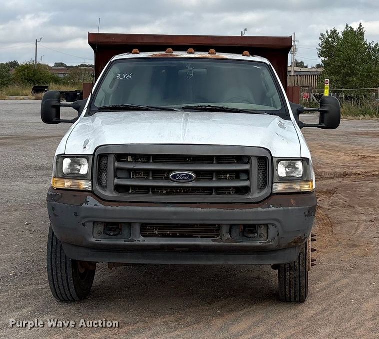 image for item EA7695 2003 Ford F450 Super Duty dump truck