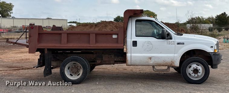 image for item EA7695 2003 Ford F450 Super Duty dump truck