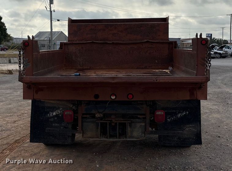 image for item EA7695 2003 Ford F450 Super Duty dump truck