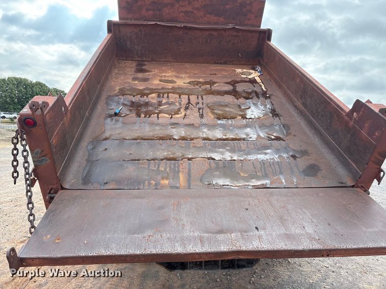 image for item EA7695 2003 Ford F450 Super Duty dump truck