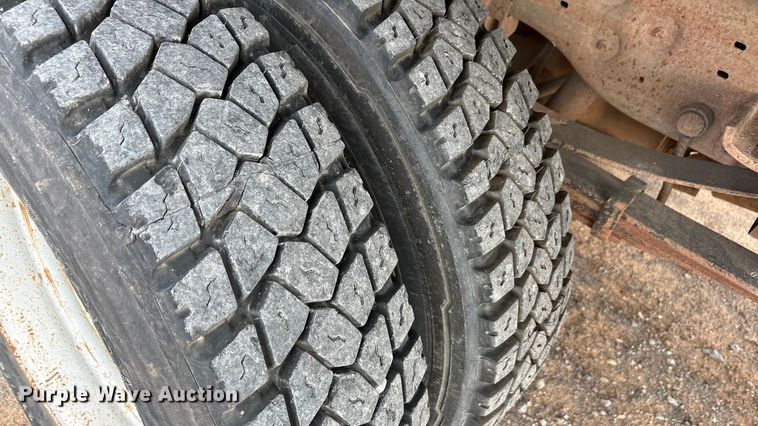 image for item EA7695 2003 Ford F450 Super Duty dump truck