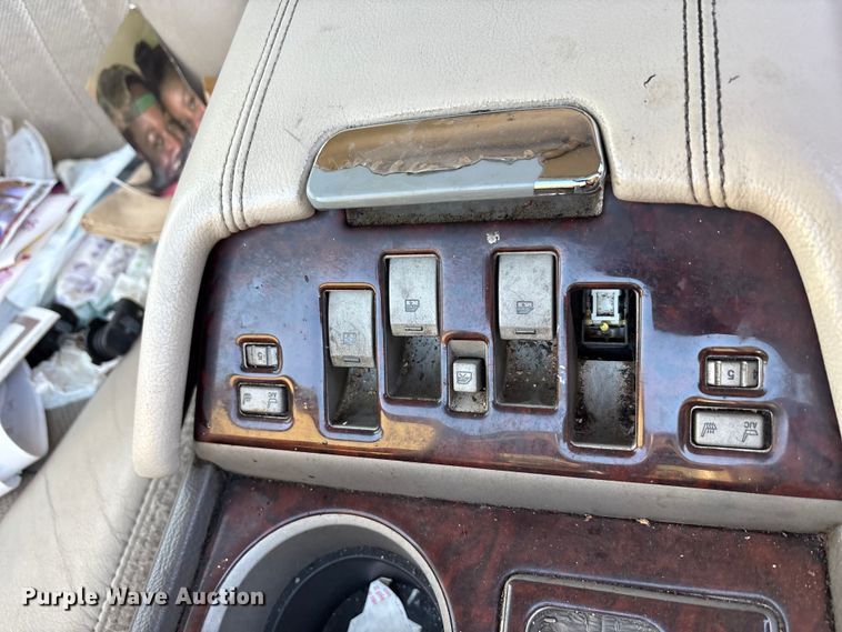 image for item EA7696 2004 Lincoln Navigator SUV