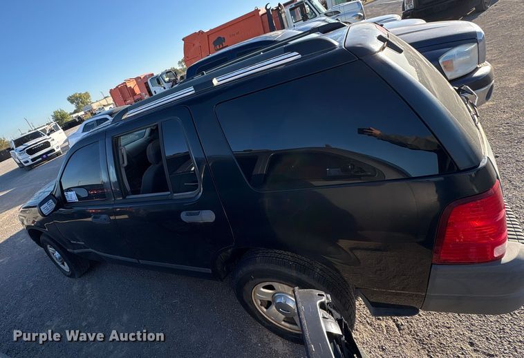 image for item EA7697 2004 Ford Explorer SUV