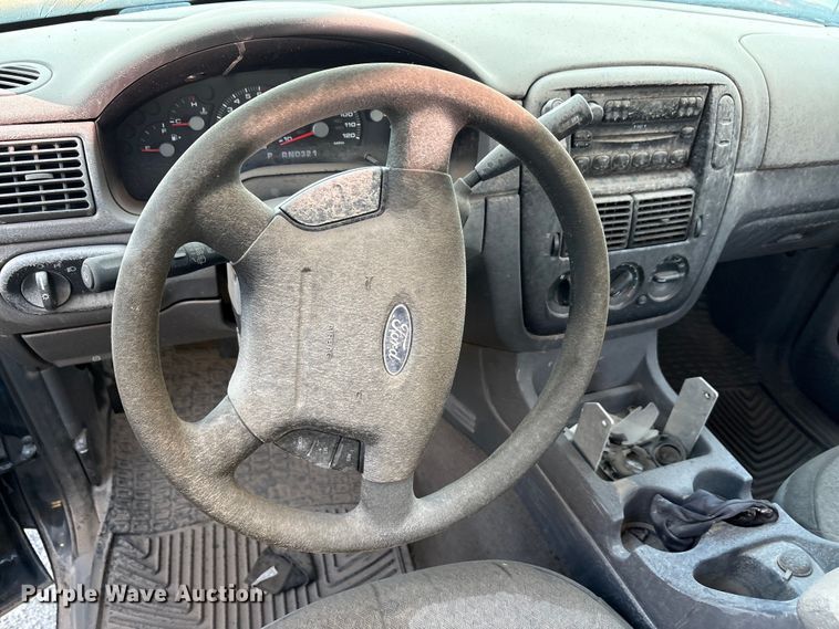 image for item EA7697 2004 Ford Explorer SUV