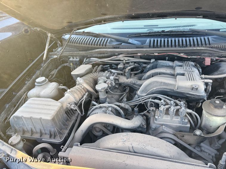 image for item EA7697 2004 Ford Explorer SUV