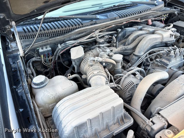 image for item EA7697 2004 Ford Explorer SUV