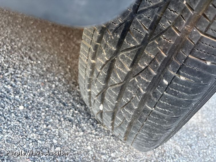 image for item EA7697 2004 Ford Explorer SUV