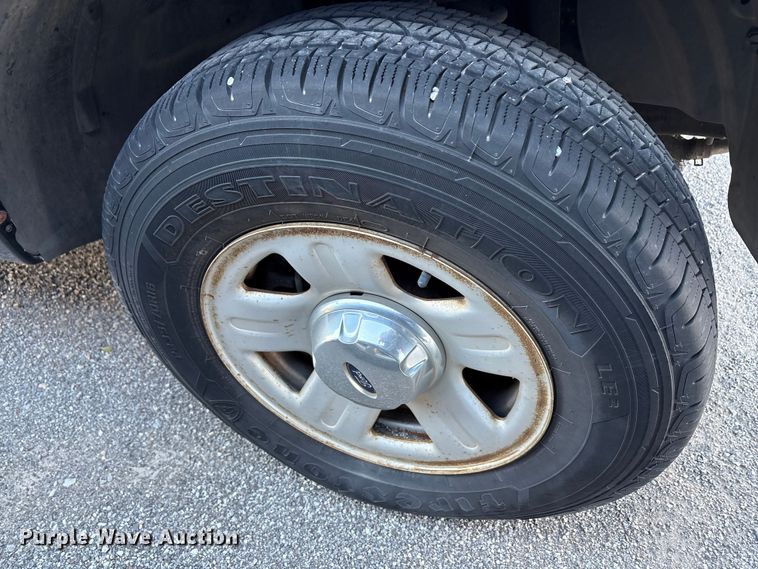 image for item EA7697 2004 Ford Explorer SUV