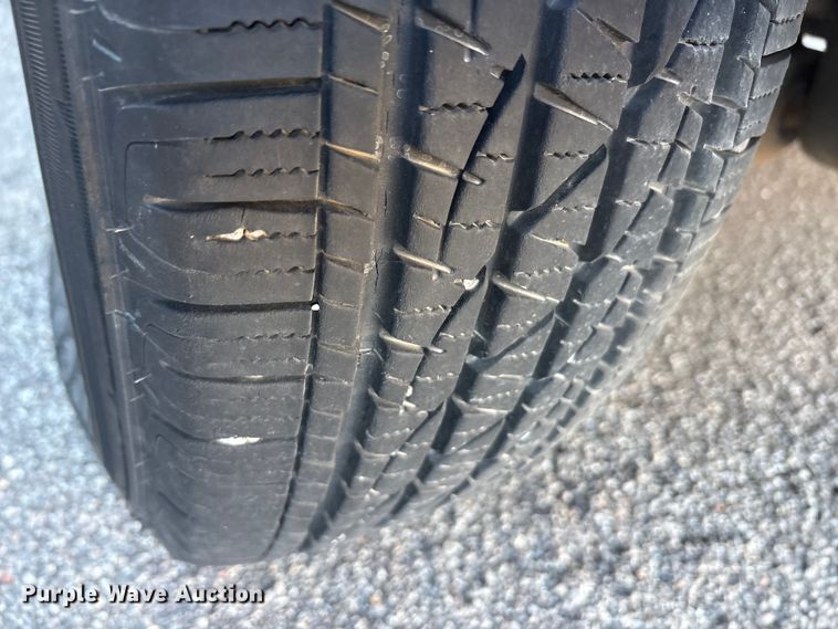 image for item EA7697 2004 Ford Explorer SUV