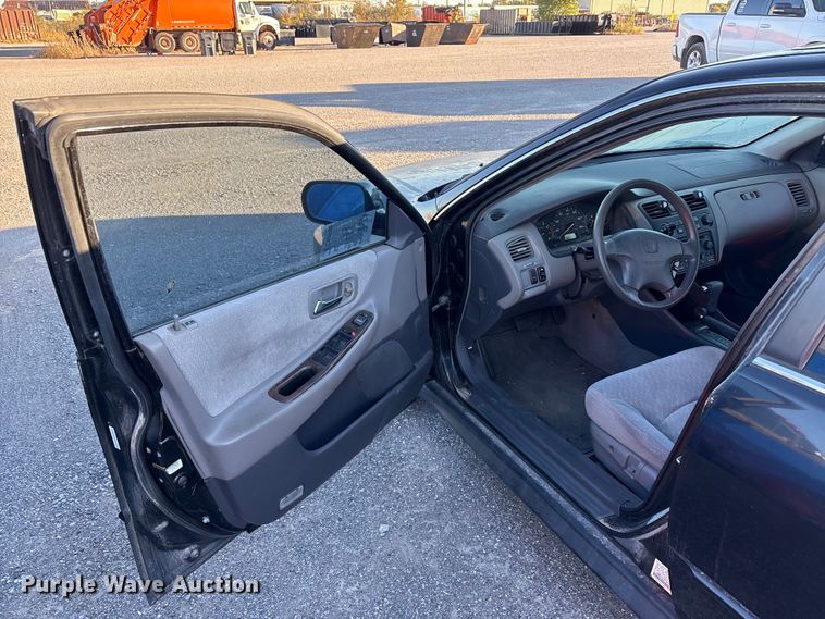 image for item EA7698 2002 Honda Accord 