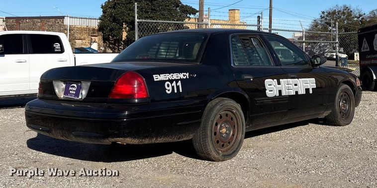 image for item EA7738 2011 Ford Crown Victoria Police Interceptor 