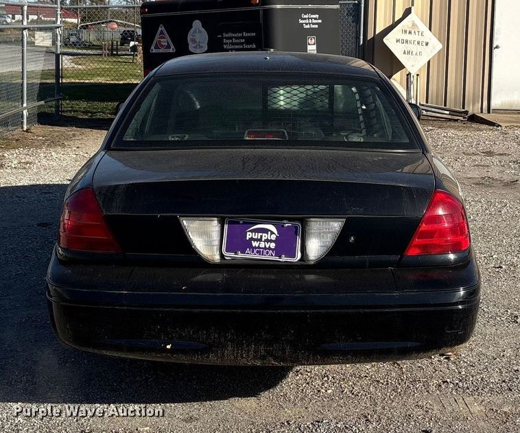 image for item EA7738 2011 Ford Crown Victoria Police Interceptor 