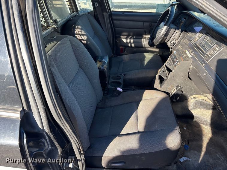 image for item EA7738 2011 Ford Crown Victoria Police Interceptor 