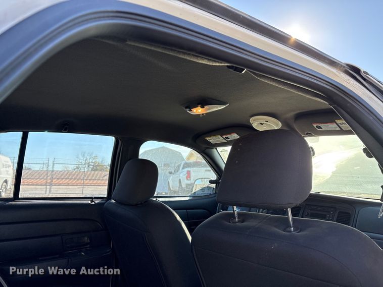 image for item EA7739 2008 Ford Crown Victoria Police Interceptor 