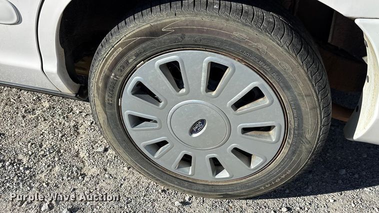 image for item EA7739 2008 Ford Crown Victoria Police Interceptor 