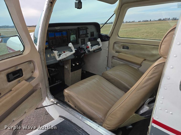 image for item EB1158 1980 Beechcraft Sundowner C23 airplane