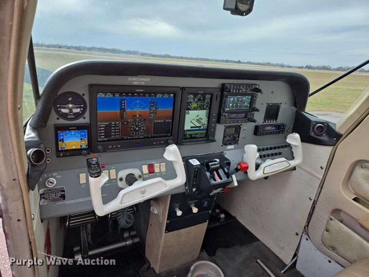 image for item EB1158 1980 Beechcraft Sundowner C23 airplane