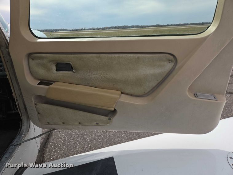 image for item EB1158 1980 Beechcraft Sundowner C23 airplane