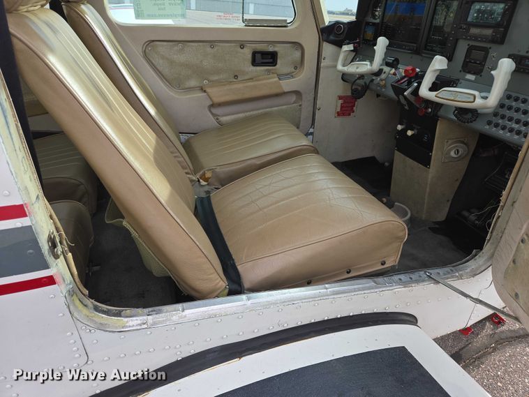 image for item EB1158 1980 Beechcraft Sundowner C23 airplane