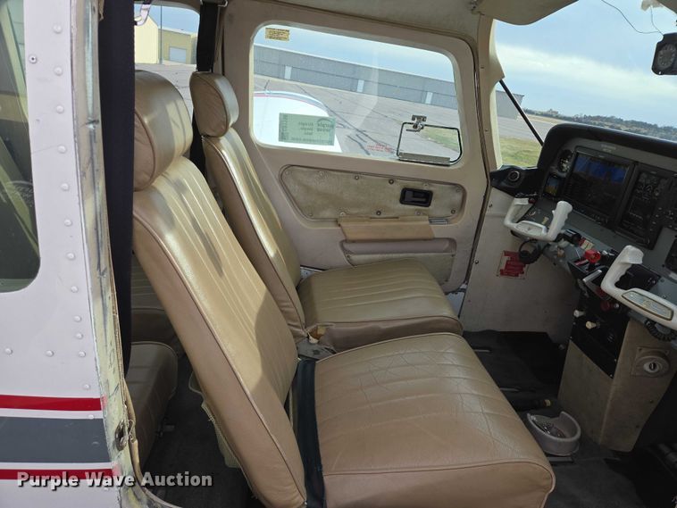 image for item EB1158 1980 Beechcraft Sundowner C23 airplane