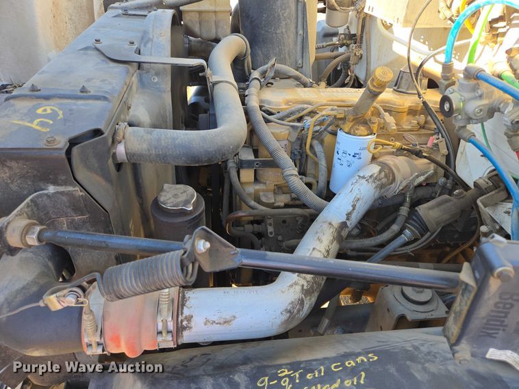 image for item EB1159 2001 GMC C7500 digger derrick truck