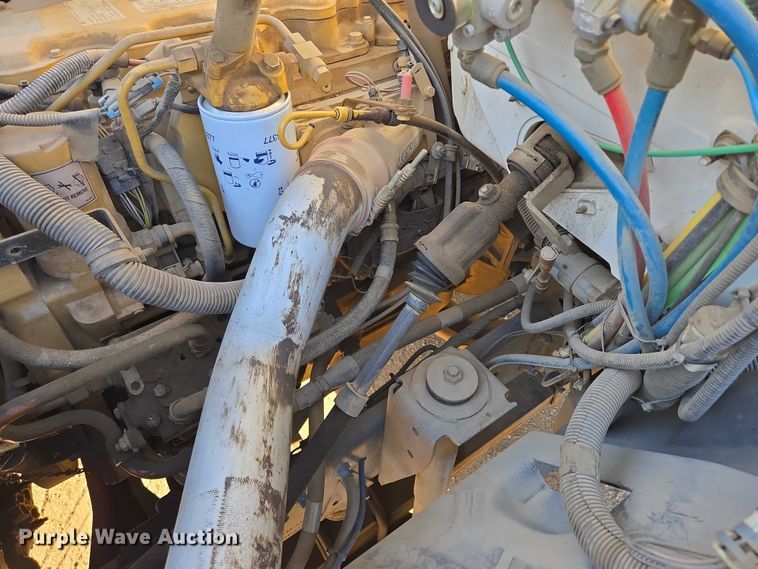 image for item EB1159 2001 GMC C7500 digger derrick truck