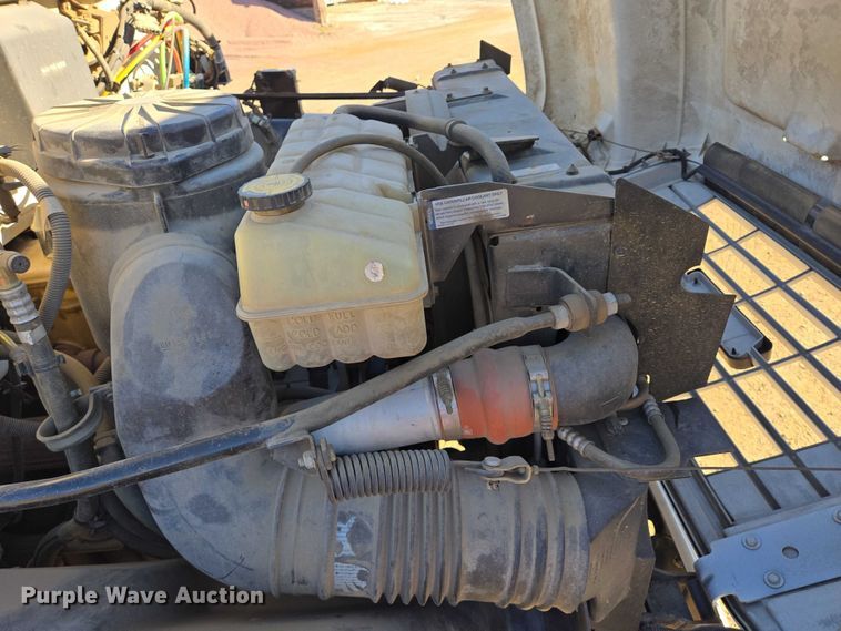 image for item EB1159 2001 GMC C7500 digger derrick truck