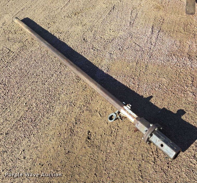 image for item EB1159 2001 GMC C7500 digger derrick truck