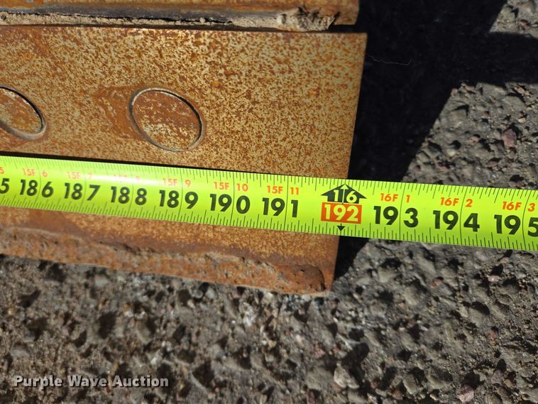 image for item EB1165 2015 John Deere 772G motor grader