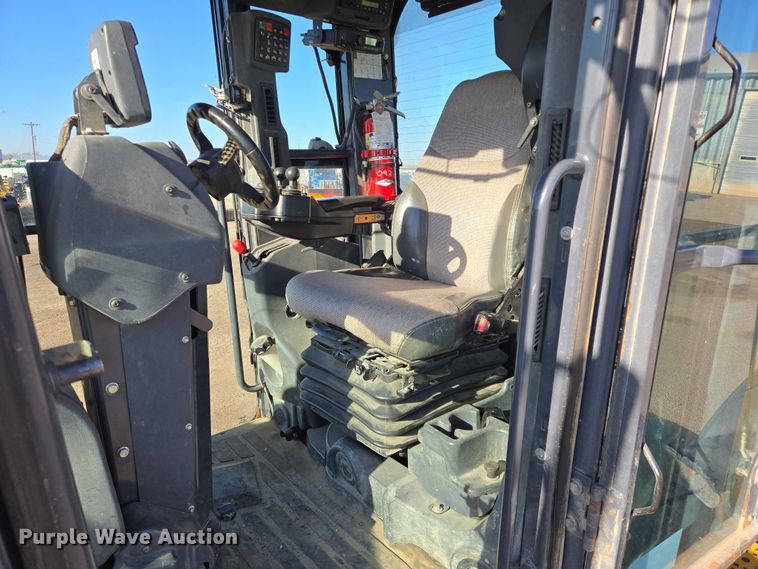 image for item EB1165 2015 John Deere 772G motor grader