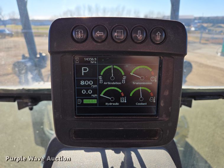 image for item EB1165 2015 John Deere 772G motor grader