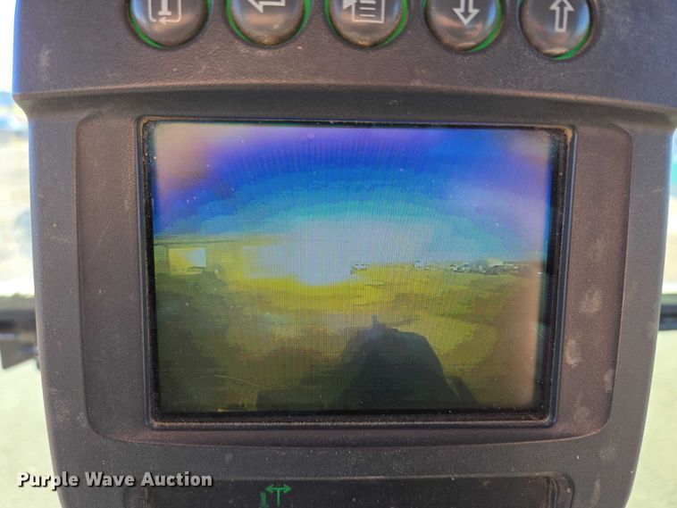 image for item EB1165 2015 John Deere 772G motor grader