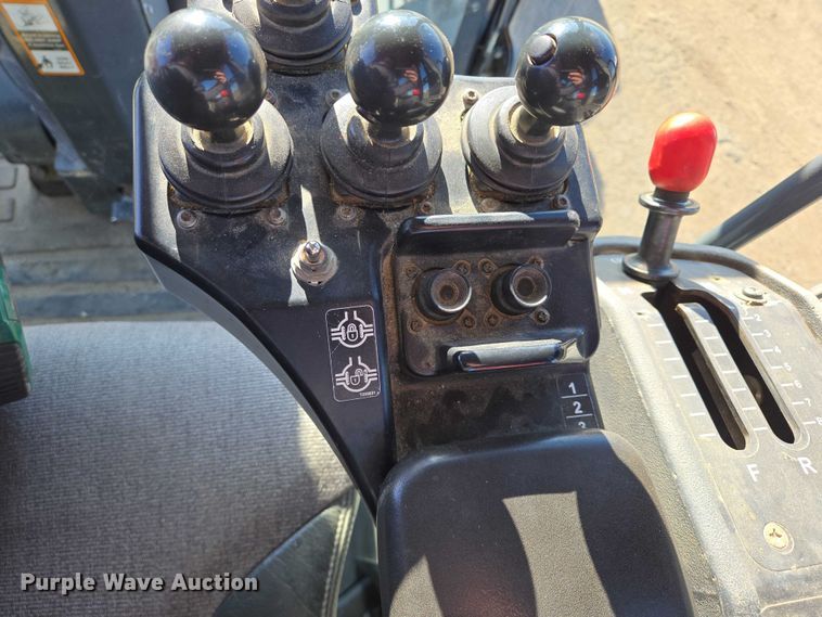 image for item EB1165 2015 John Deere 772G motor grader