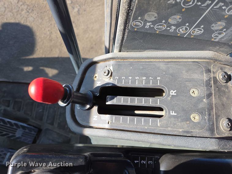 image for item EB1165 2015 John Deere 772G motor grader