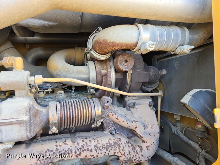 image for item EB1165 2015 John Deere 772G motor grader