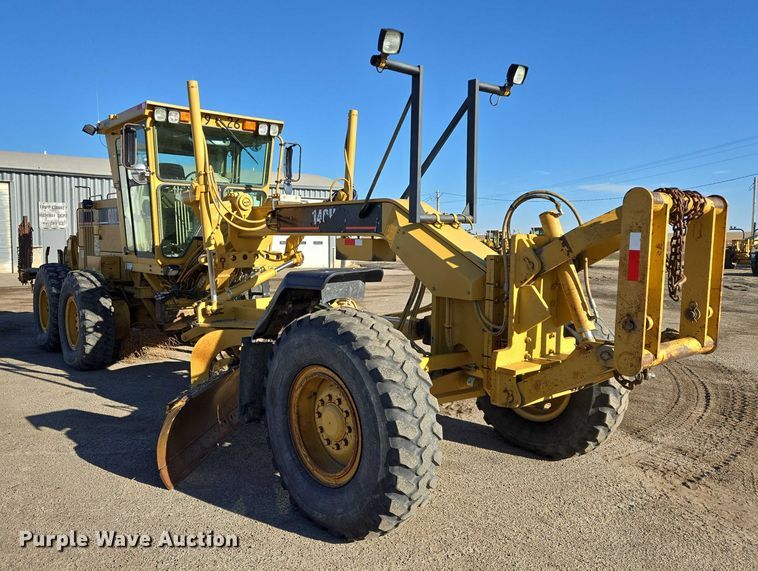 MOTOCONFORMADORA CATERPILLAR 140HVHP 2002