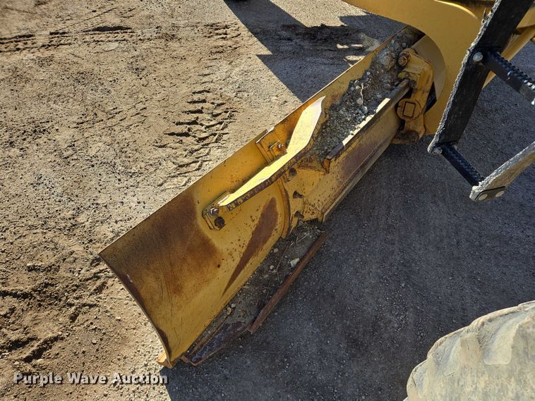 image for item EB1166 2002 Caterpillar 140H VHP motor grader