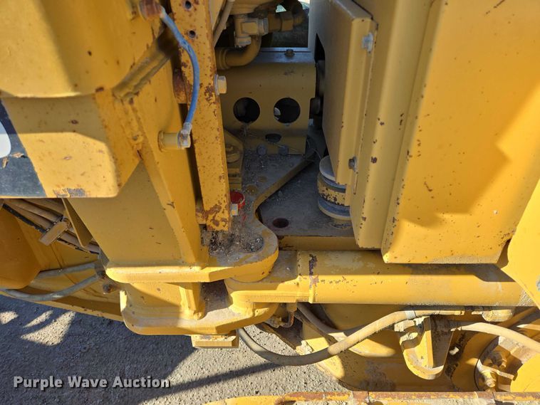 image for item EB1166 2002 Caterpillar 140H VHP motor grader