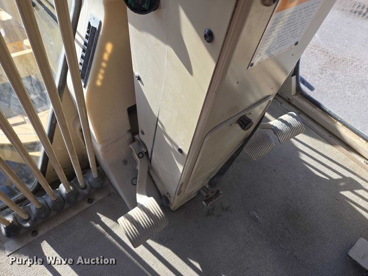 image for item EB1166 2002 Caterpillar 140H VHP motor grader