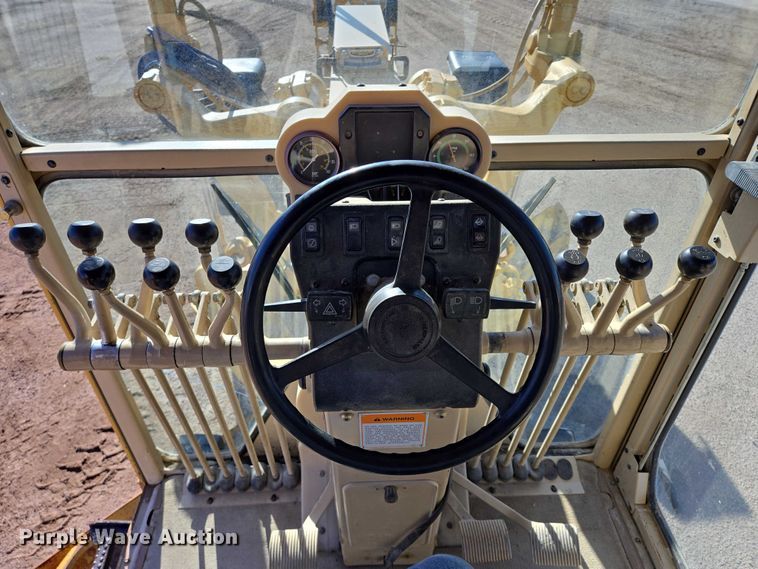 image for item EB1166 2002 Caterpillar 140H VHP motor grader