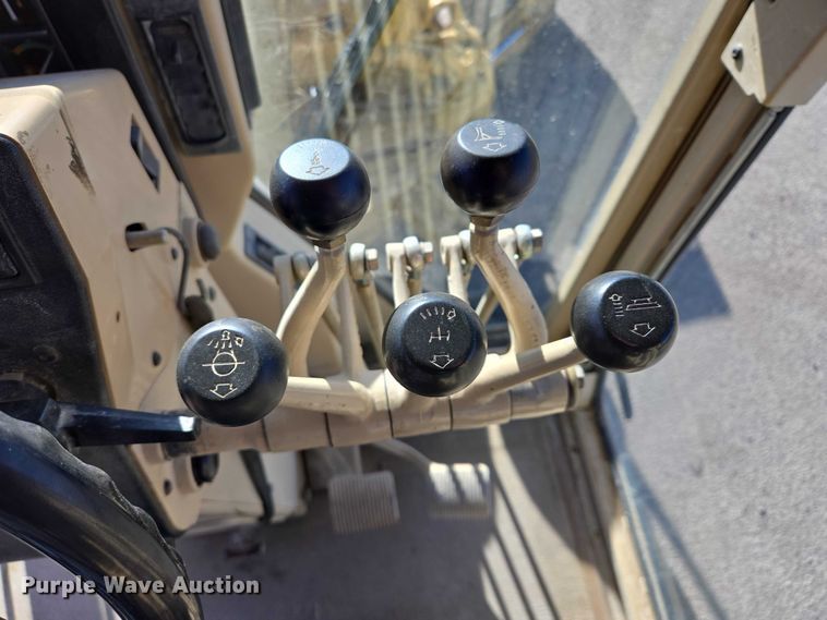 image for item EB1166 2002 Caterpillar 140H VHP motor grader