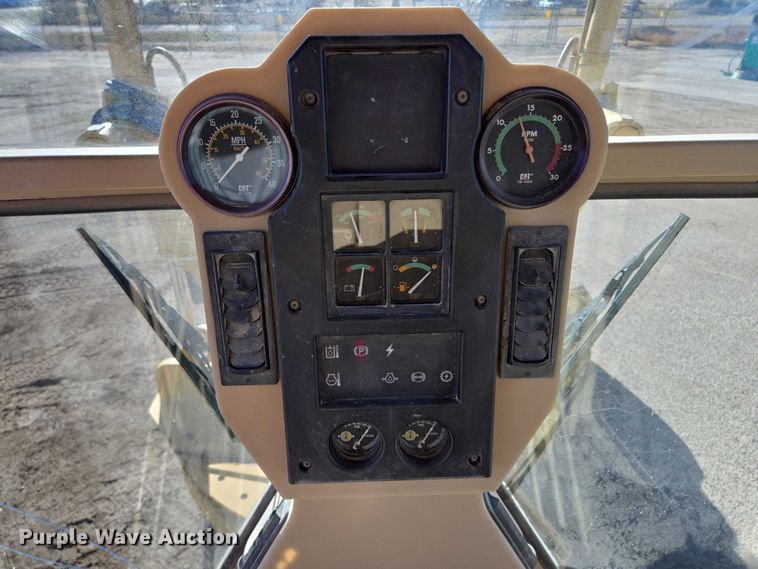 image for item EB1166 2002 Caterpillar 140H VHP motor grader